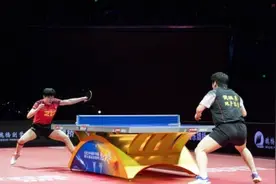 乒超联赛总决赛王楚钦赢樊振东图片