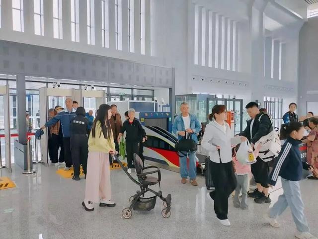国庆节假期，辽宁迎来新一轮旅游消费热潮