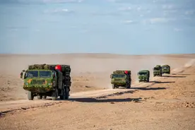 防空利箭——陆军第82集团军某旅组织跨昼夜实弹射击演练纪实图片
