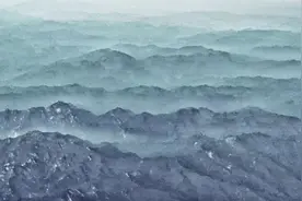 陕西暴雪预警丨今晨西安城区飘雪，多条高速收费站管控，最新消息→图片