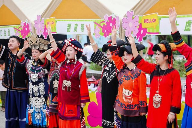 市集里的金口河烟火气！杭州市民沉浸式体验彝乡非遗，直呼“想立刻出发”