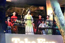 西安城墙下的阳台音乐会 奏响古城多元文化乐章图片