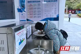 新春走基层｜邵阳：直饮水“新春礼包”正式投入使用，获市民点赞!图片
