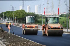 国道是否恢复收费，该多一些慎重讨论 | 新京报快评图片