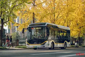 明年1月1日起，成都“5+1”区公交天府通卡清零时限延长，统一不同时段费用图片