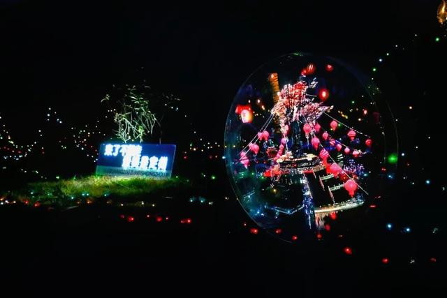 光瀑垂落，梦幻启幕！定州上演光影梦幻盛宴！