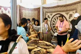 伊朗商人穿越战火来华参加南博会：启程途中不断遭遇轰炸图片