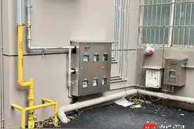 告别“扛罐上楼”，他们终于用上了天然气！图片