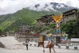 留住500年俄亚大村，纳西大东巴的心愿 | 封面深镜图片