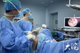 小叶医探丨13岁搏击冠军肘关节“报废”？微创手术助其重燃擂台梦图片