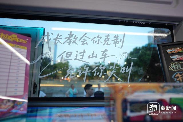 西湖夜游观光巴士有多火？上线一周趟趟爆满，车票提前7天就售罄