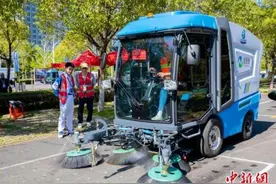 湖南近13万名环卫工人待遇持续增长 道路机械化清扫率超85%图片