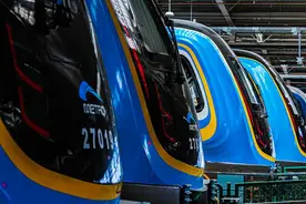 成都轨道交通8号线二期、27号线一期正式开通 16条线路铸就670公里超大线网图片