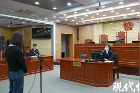 女子多次从10楼抛粪便，被拘役3个月！理由竟是“马桶堵塞又懒得下楼”图片