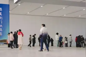 第一次坐高铁回家的荆门人：被加速的团圆，被延展的乡愁图片