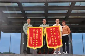 曲靖男子出车祸后遇上兵哥哥：看到军人我就知道自己有救了！图片