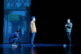 “我姥姥也在大桥上救过人！”《大桥风景》请来了老桥工和他们的后代图片