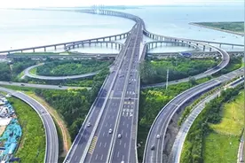 胶州湾第二隧道、跨海大桥高架路二期……“车轮上的青岛”出行越来越顺畅图片