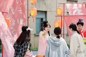 上海财经大学举办书香节，通过活动让学生理解“深度阅读”图片