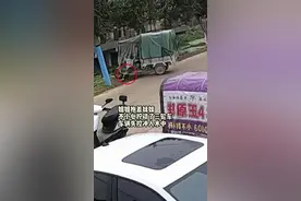 三轮车载着姐妹俩坠河，沈丘辅警马玉洲：别怕，我来救你们！图片
