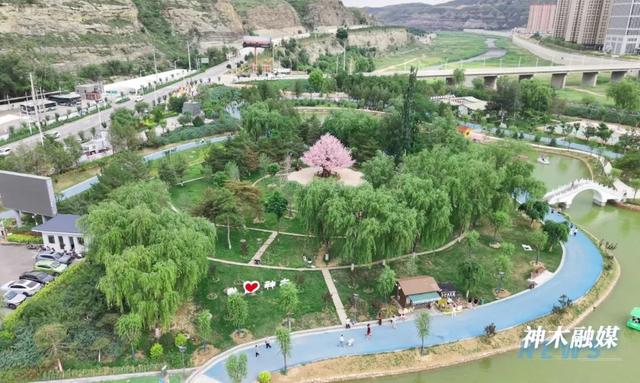 神木杏花滩公园“焕新”升级 打造休闲娱乐新地标