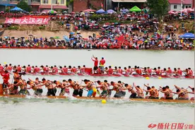 图说丨苗乡龙舟竞渡图片