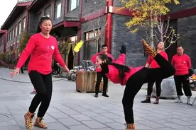 16市文化故事㉘｜国家级非遗青州花毽：脚尖飞羽，灵动千年图片