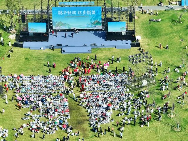 首日纳客4万余人！济南鹊山生态文化区一期开放