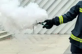 15秒飙到400℃，会发生爆炸，“这可能会造成人员受伤”！请自查！图片