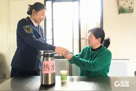 请进来歇歇脚！青岛这12处“温馨候车小屋”开门纳客图片