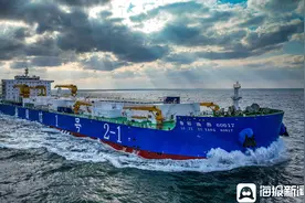 15万吨级，全球首艘！青岛再次刷新纪录图片