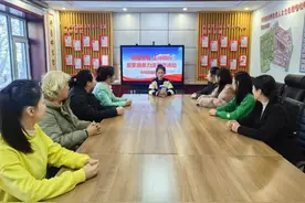 向阳区光明街道办事处妇联开展“幸福密码 法伴同行”普法宣传活动图片