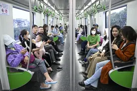 越南人口破亿但生育率急跌，将落入“未富先老”的怪圈？图片