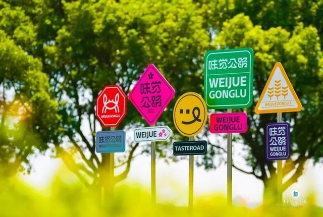 沪牌大军集体出动！这里堵车堵到猪肝红！出门导航1个半小时，实际开车4小时