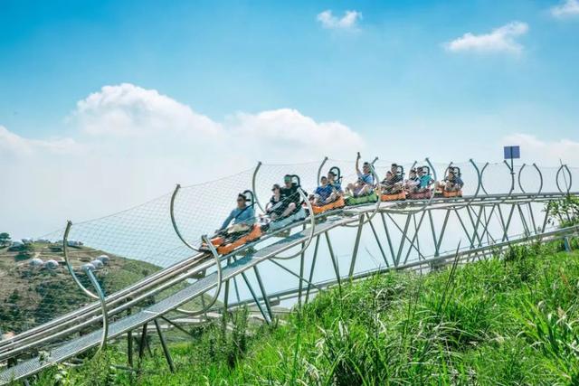 湖北有礼 | 闯入21℃的夏天！策马草原、追云望星、邂逅山楂树… 夏日度假终极答案！