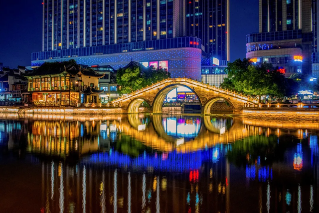 常宝和阿镇，场外的那些满分默契