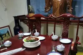 金融青未了/炖鸡后传.作者罗小宸图片