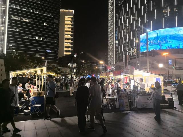 客流持续增长！“夜静安”，不打烊的城市狂欢｜静安“夜”精彩
