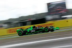 （体育）（9）赛车——F1英国大奖赛排位赛：周冠宇位列第14图片