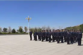 行走的思政课丨坚定从警初心: 山东警察学院开展铸牢忠诚警魂教育活动图片