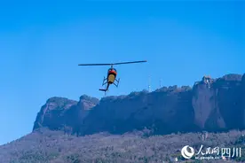 四川剑阁：“空中观光”来了，游客点赞“飞越剑门关”图片