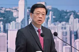 李嘉诚卖港口给美国财团，李家超、梁振英回应图片