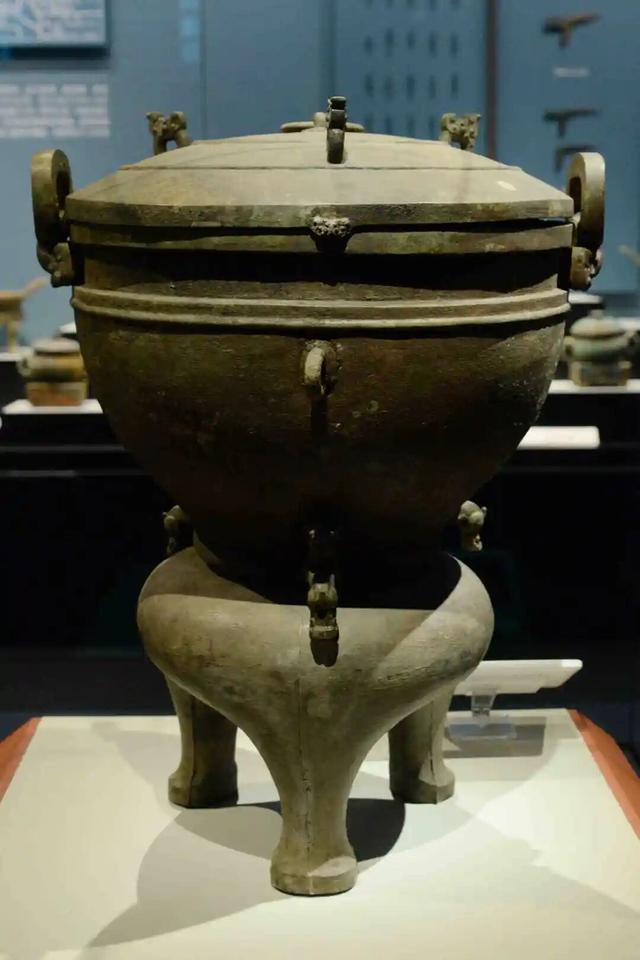 这座焕新开放的国家一级博物馆，青铜器多到叹为观止，能待一整天！