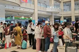 端午假期首日出行顺畅，青岛汽车总站用心用情守护旅客出行图片