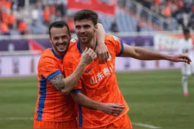 足协杯|泰山抵青备战，对红狮只能上三外援，老帅如何做选择？图片