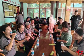 渴了累了，来西双版纳景区工会驿站歇歇脚图片