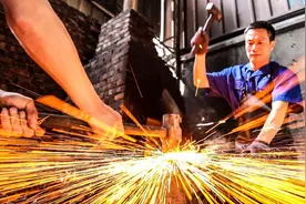 从“粗打铁”到“细打磨”！“菜刀小镇”锻打出200亿元大产业图片