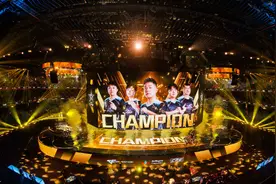 全球12支战队参赛 中国赛区战队蝉联冠军 2023穿越火线CFS世界总决赛在成都高新体育中心举行图片