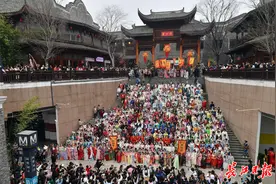 还原《长风渡》大婚场景，第五届汉口里花朝节开幕图片