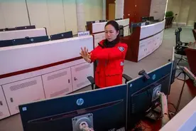 呼叫即就诊 上车即入院 智慧急救为生命“提速”图片